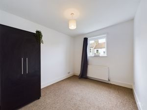 bed 2 - click for photo gallery